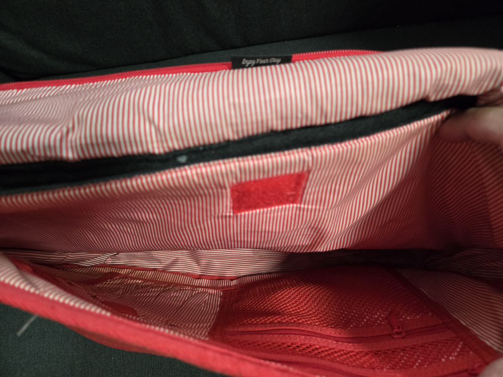 Herschel Navy/Red Messenger Bag - photo 2