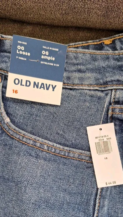 New Old Navy OG Loose Denim Shorts - Size 16 image indicator(3)