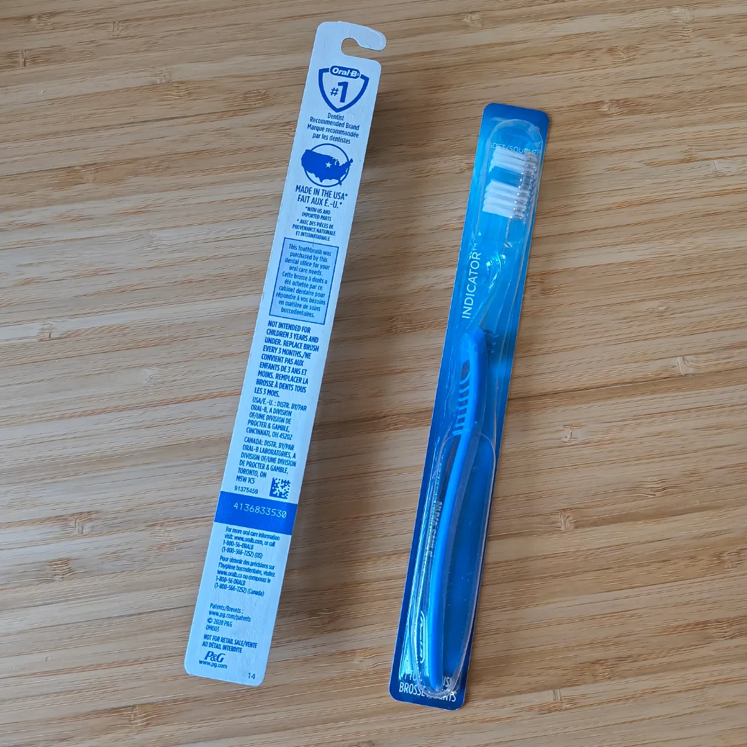 2 Oral-B Indicator Toothbrushes - New! image indicator(2)