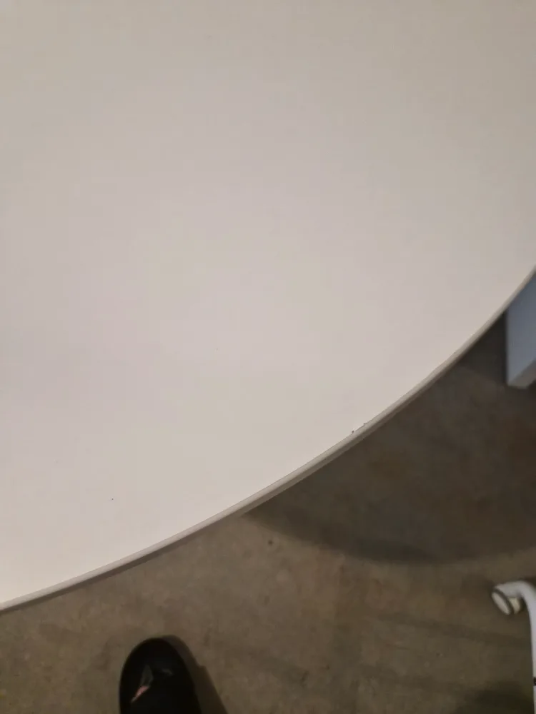 IKEA DOCKSTA White Round Dining Table image indicator(3)