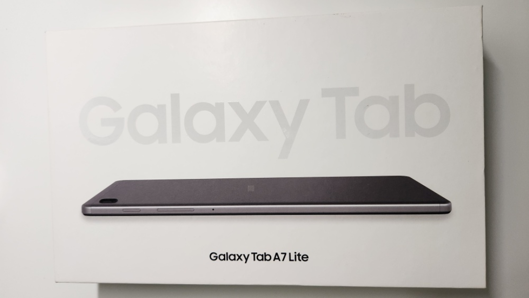 Samsung Galaxy Tab A7 Lite - Like New!