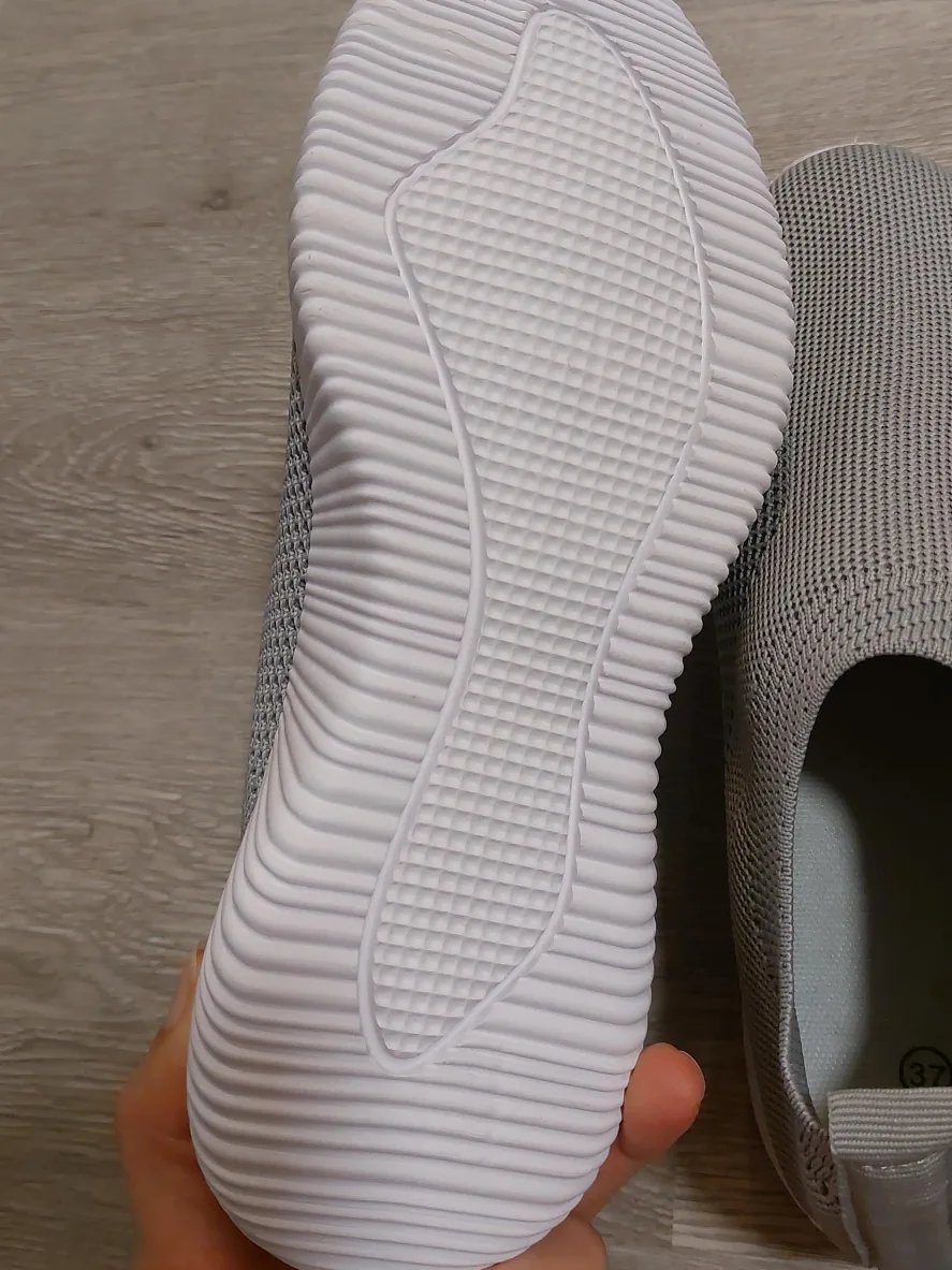 NEW Grey Slip-on Shoes - size 6 image indicator(3)