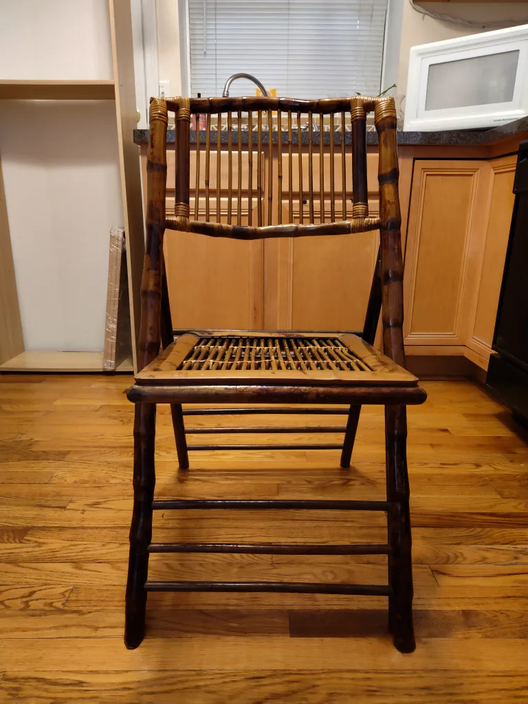 🥕 Vintage Bamboo Folding Chair thumbnail