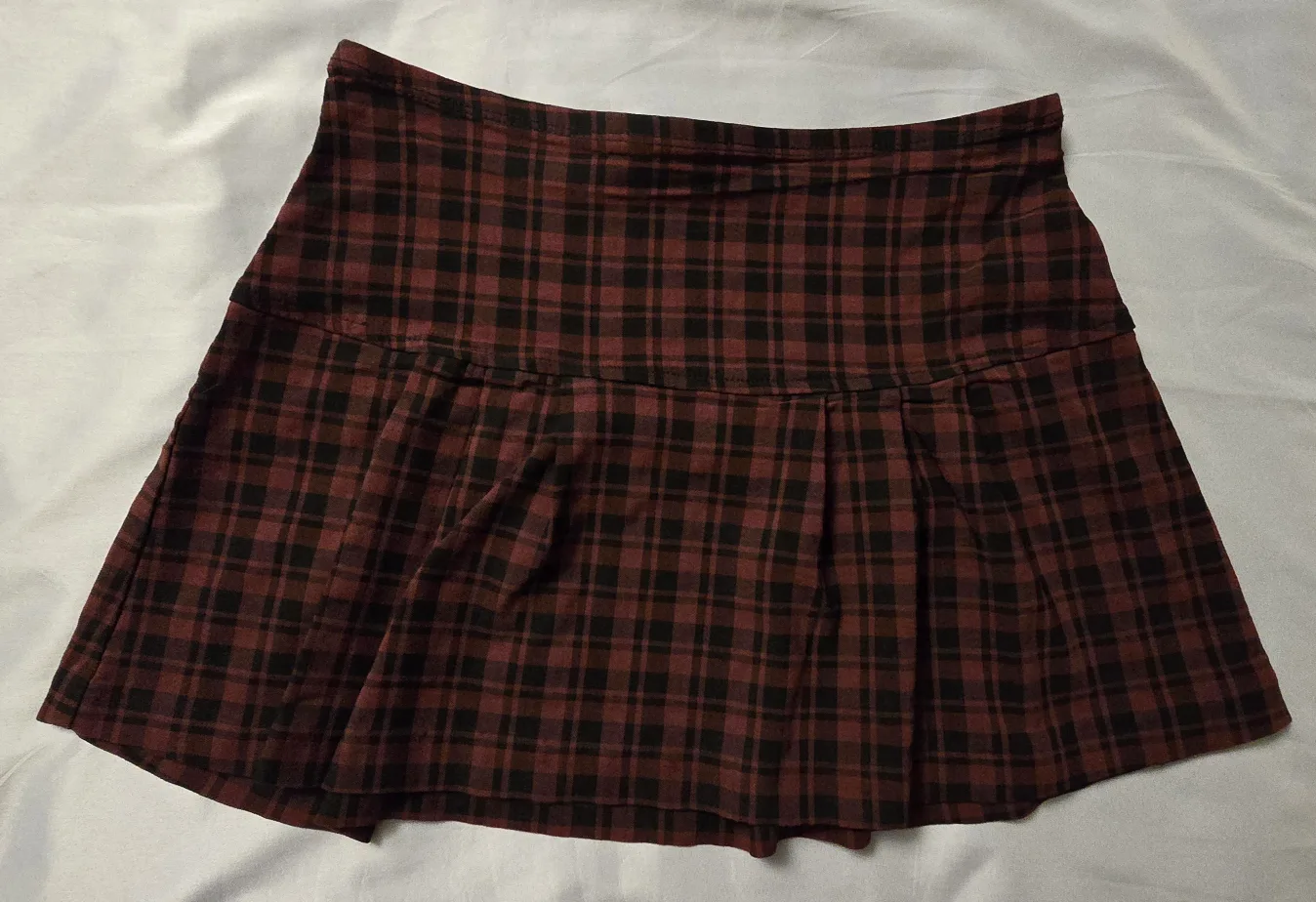 Teen Girls Plaid Mini Kilt Style Skirt - Adult Size L thumbnail