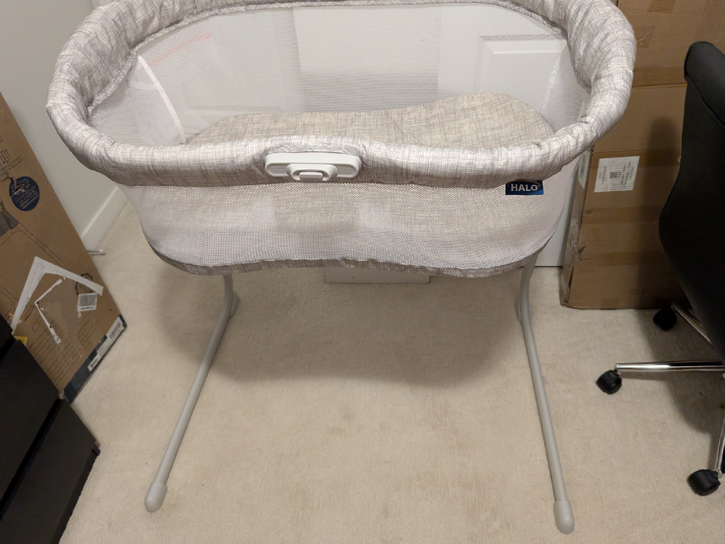 Halo BassiNest Swivel Sleeper