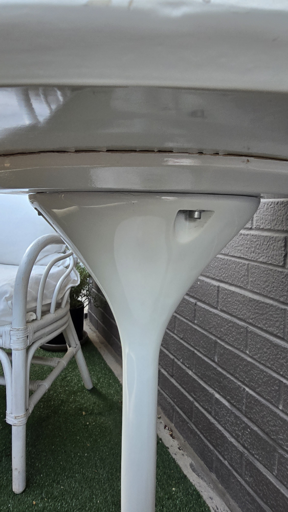 White bistro table - photo 3