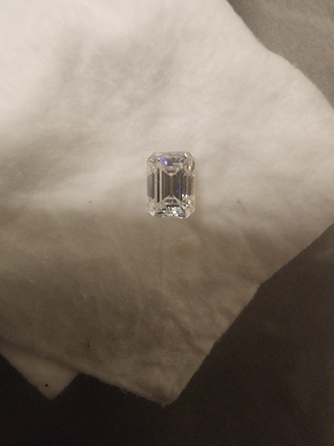 Emerald Cut Diamond - photo 2