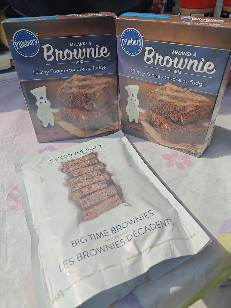 💢 Moveout sale 💢 Pillsbury & Maison Zoe Ford Brownie Mixes thumbnail