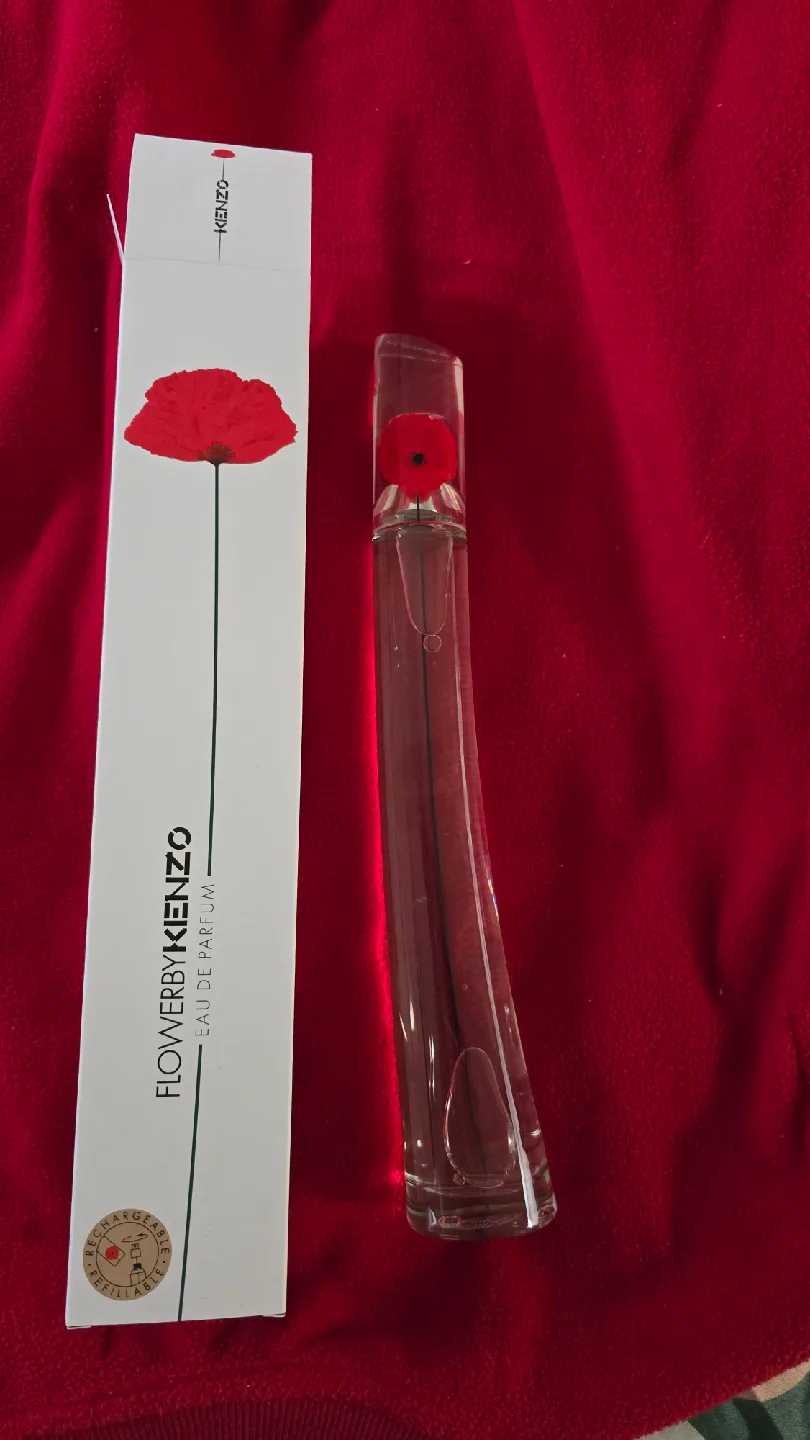 Kenzo FlowerbyKenzo Eau de Parfum thumbnail