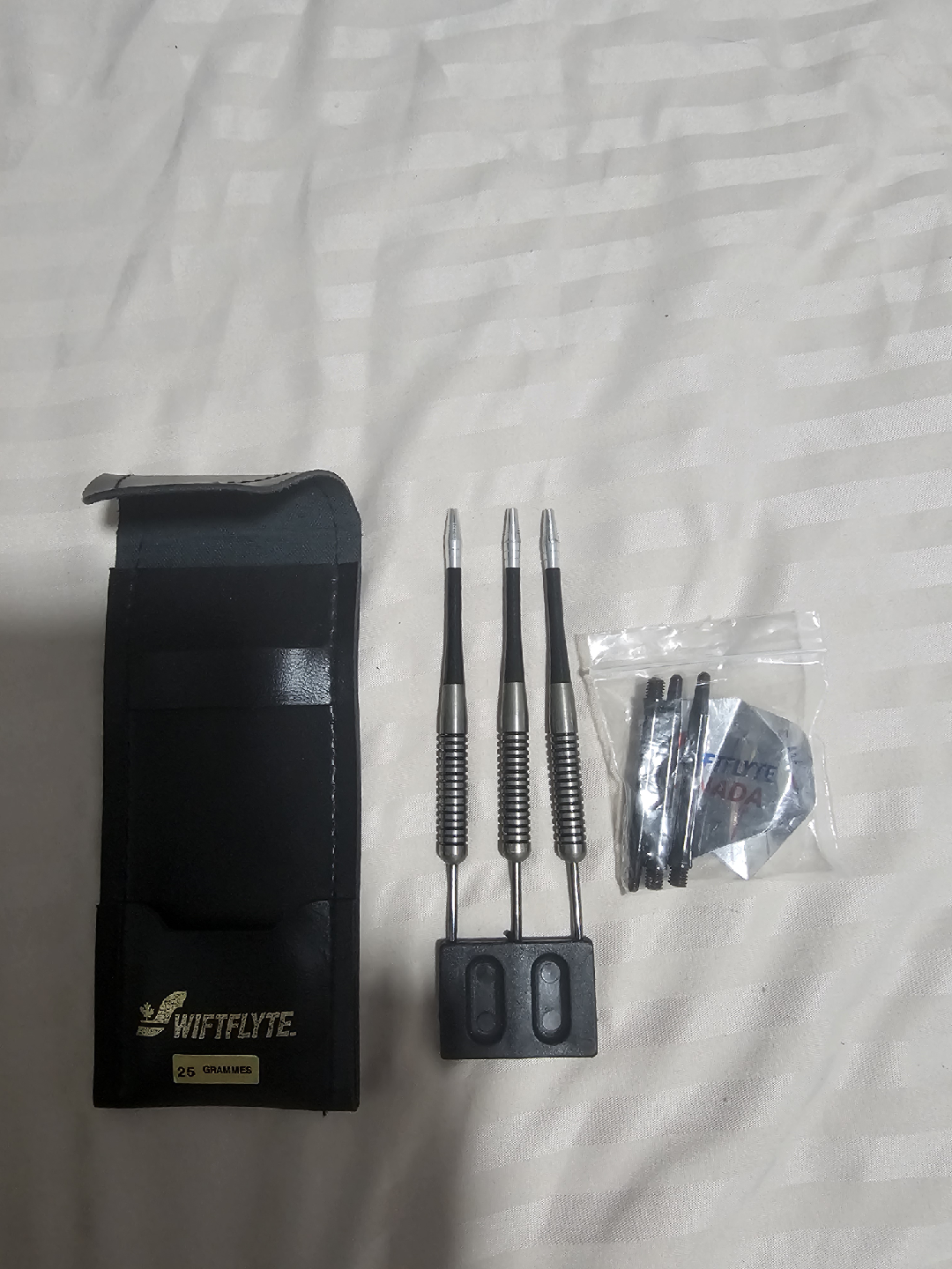 Wiftflyte 25 Gram Darts with Case & Accessories - photo 2