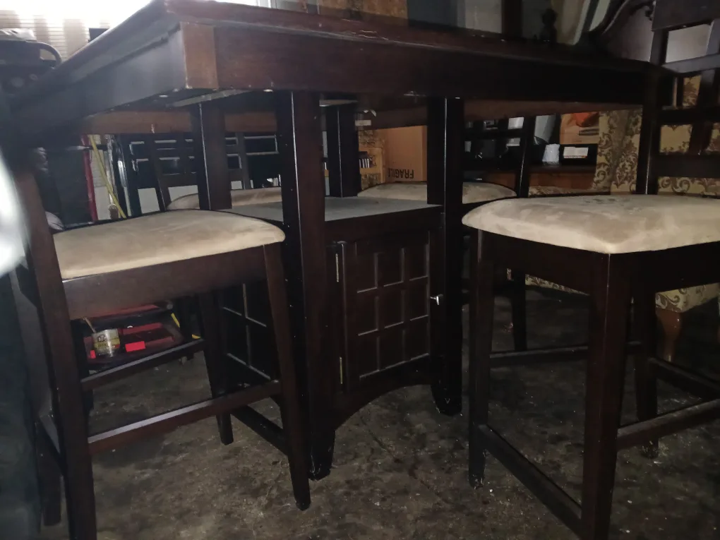 tall table and 4 chears thumbnail