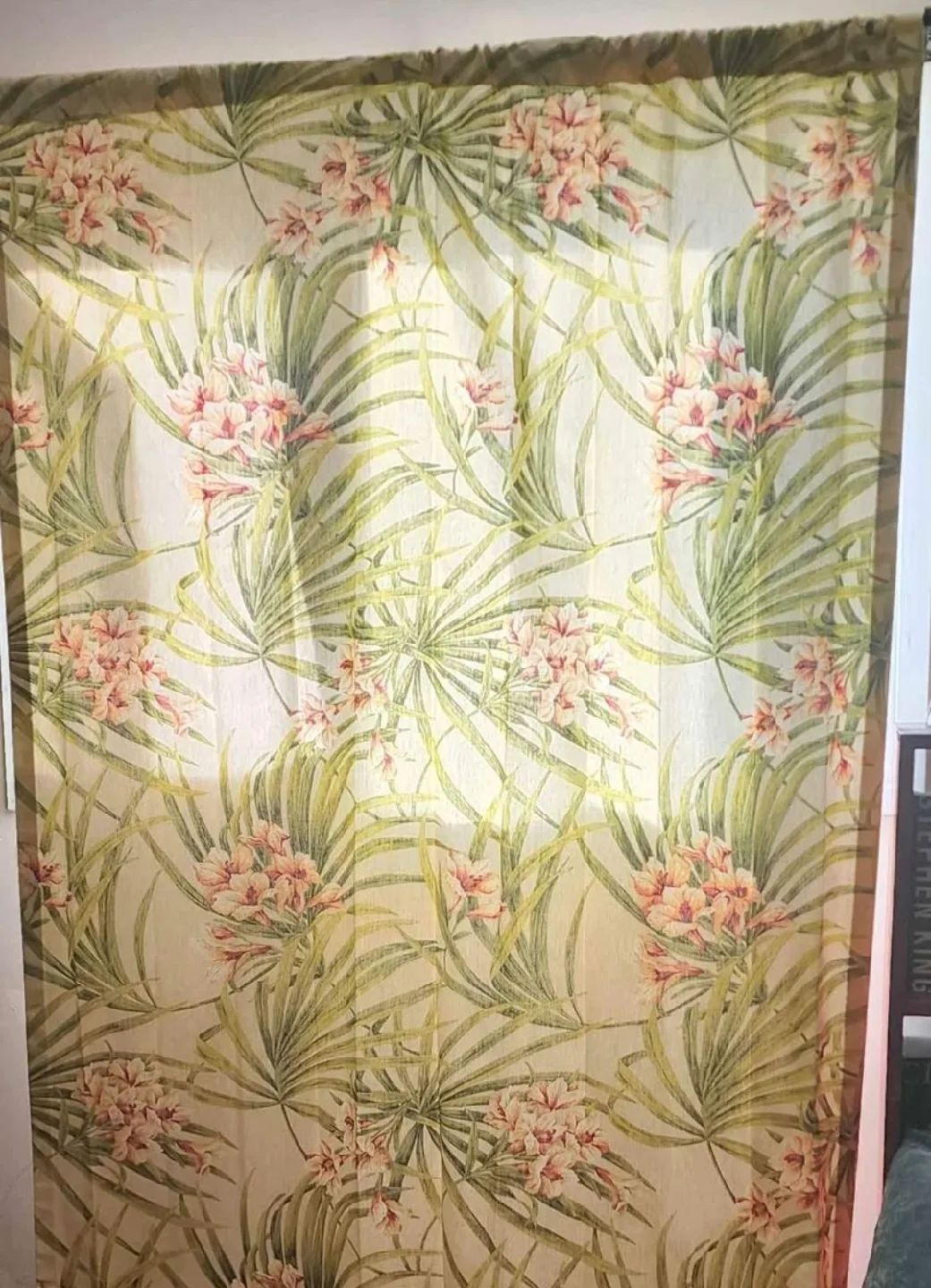 Floral Print Curtain/Drapery image indicator(2)