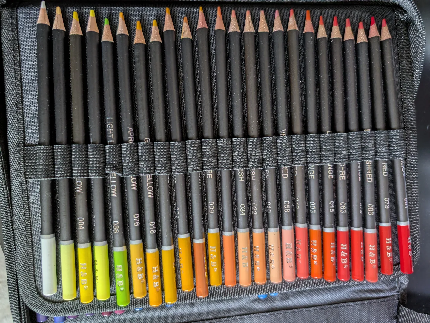 H&B 144 Piece Pencil Crayon and Drawing Pencil Set image indicator(2)