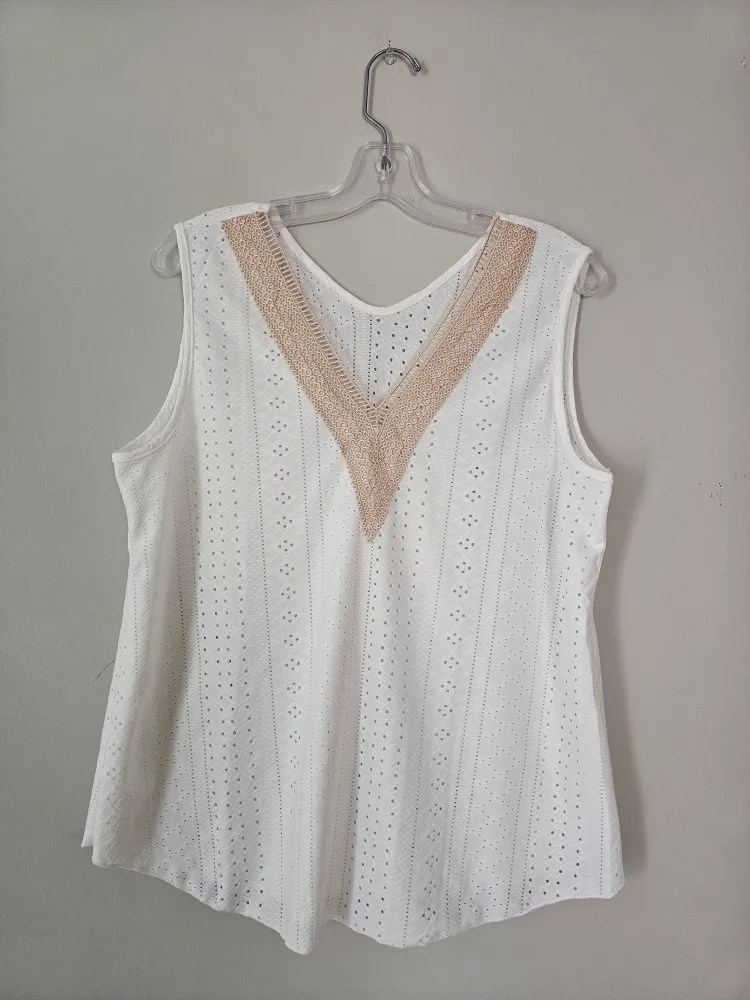 White Eyelet Tank Top - Size XXL thumbnail