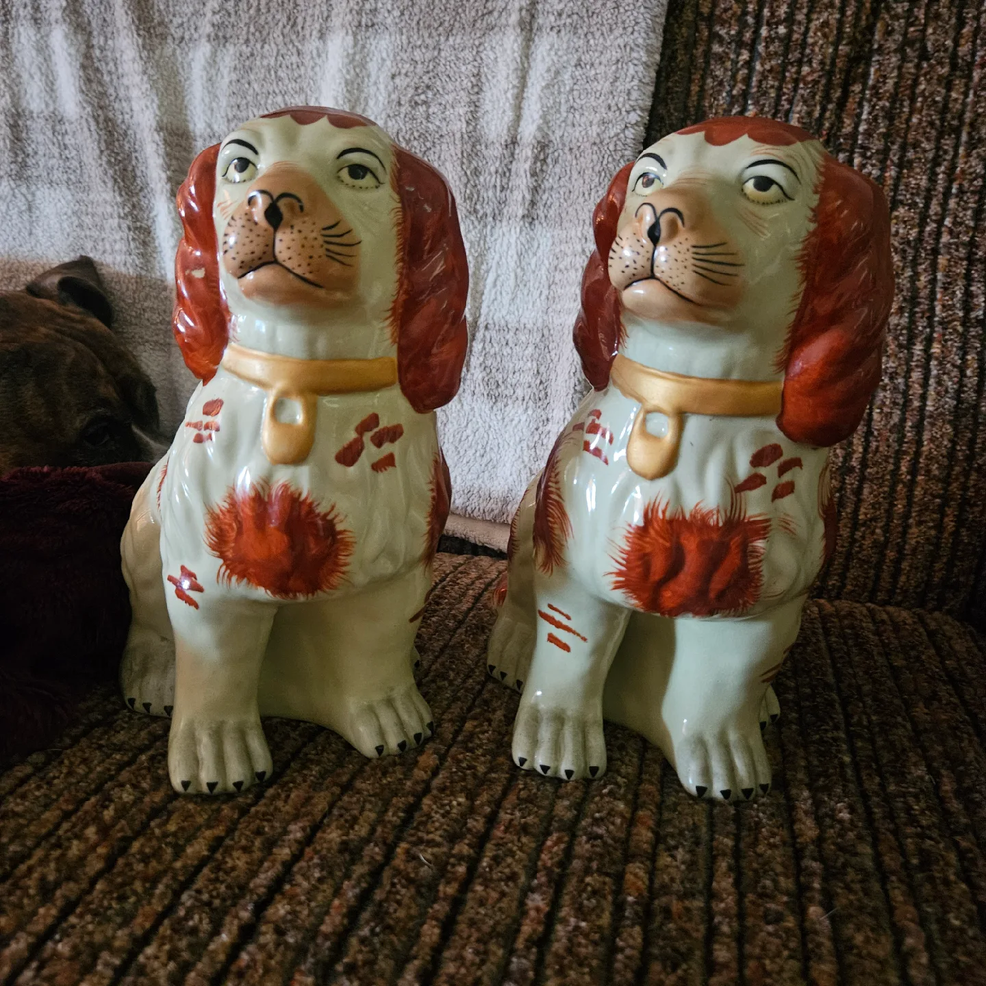 Majolica Spaniels Dogs Figurines image indicator(5)