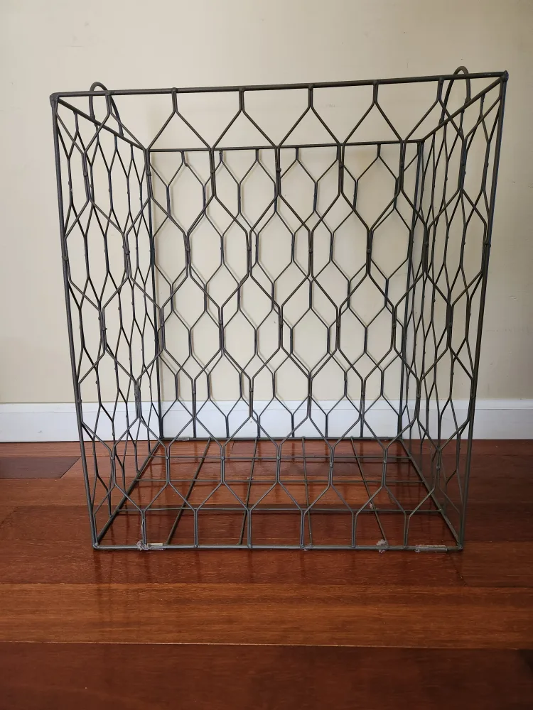 Metal Wire Basket Storage Bin thumbnail