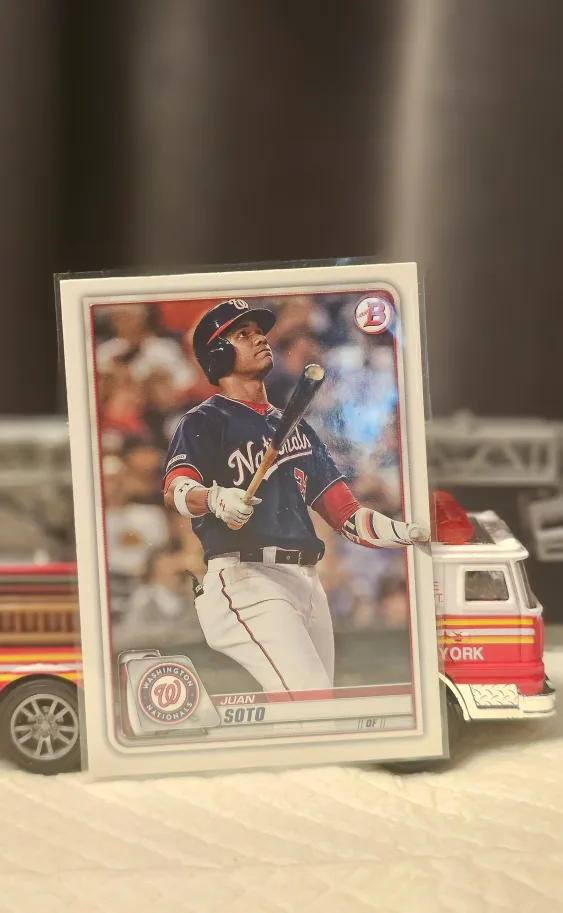 Juan Soto Baseball Card Topps thumbnail