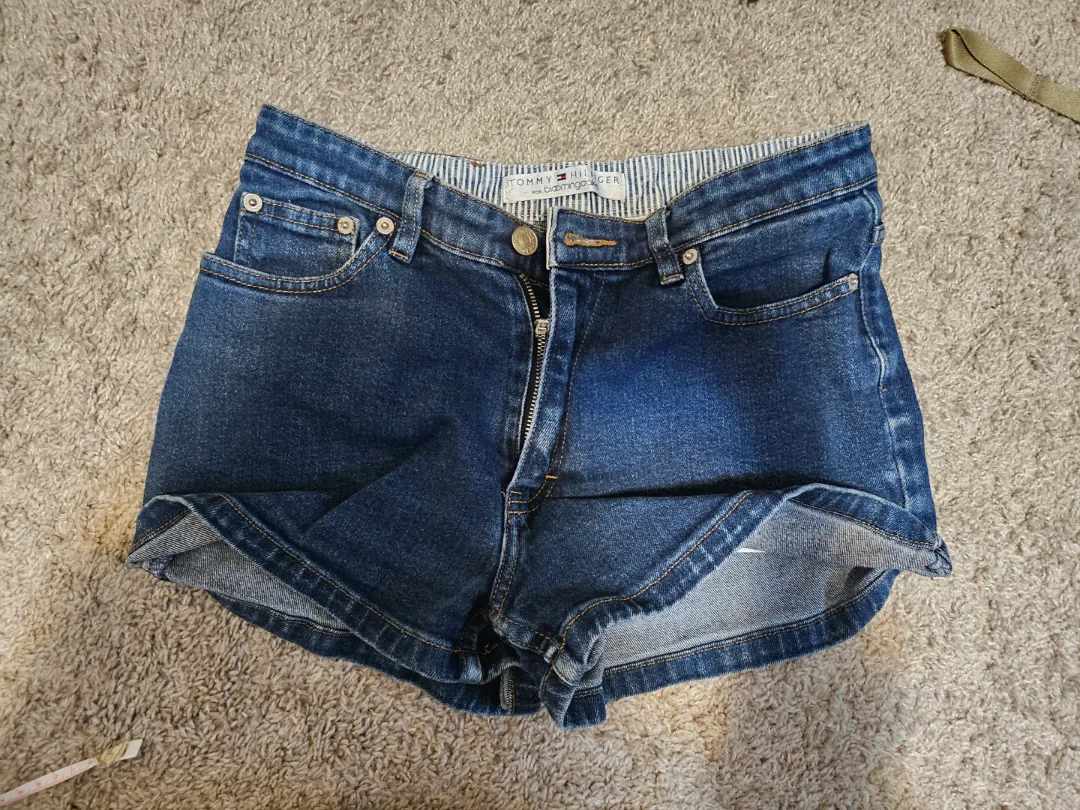 Tommy Hilfiger Denim Shorts - Size 27 thumbnail