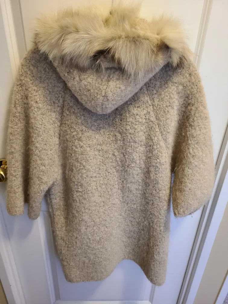 Fur Hooded Wool Coat image indicator(2)