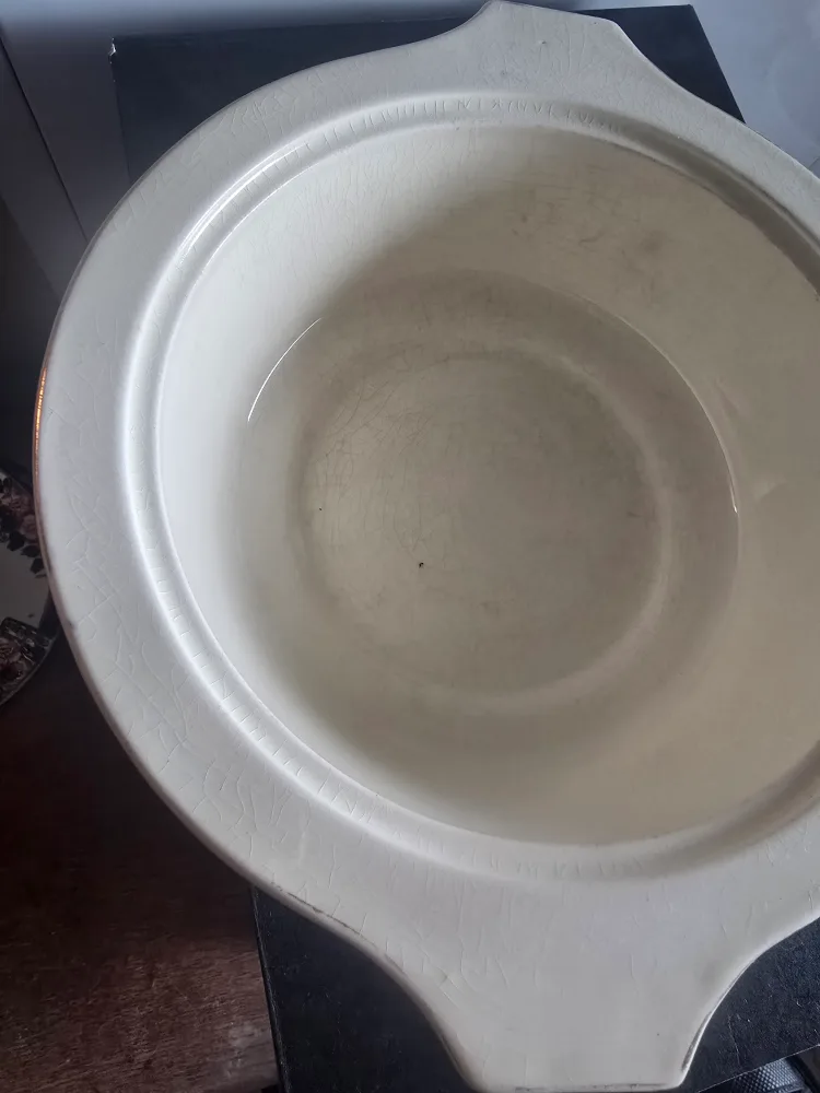 Windsor Derby , Thomas Hughes & Son Bowl with Lid image indicator(10)