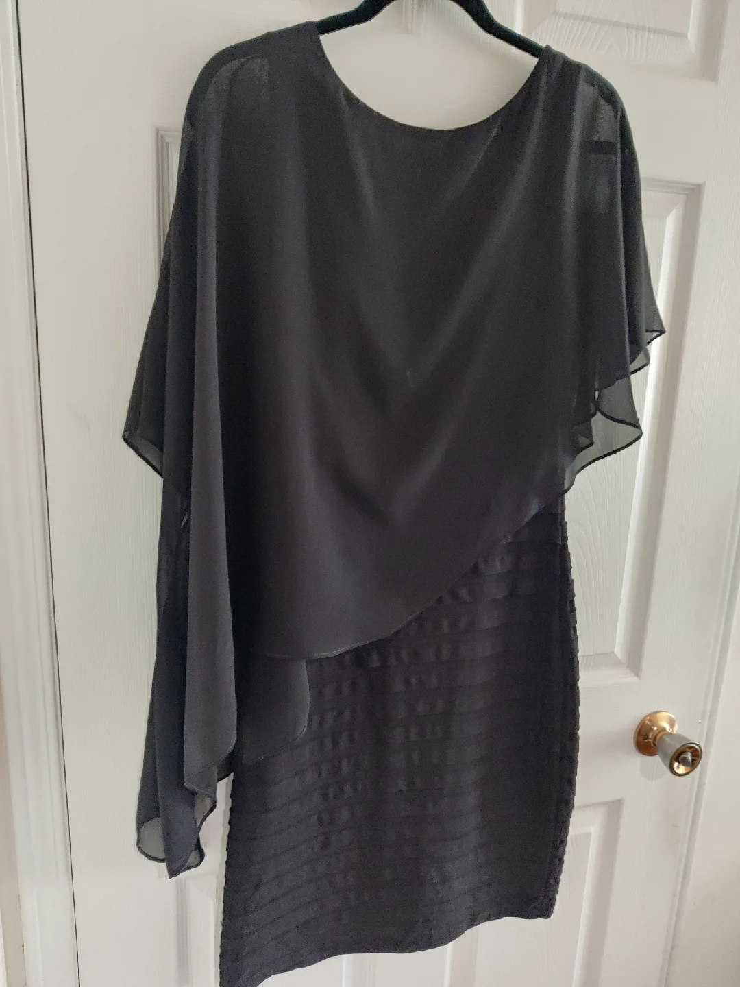 Cartise Black Dress - Size 6 image indicator(2)
