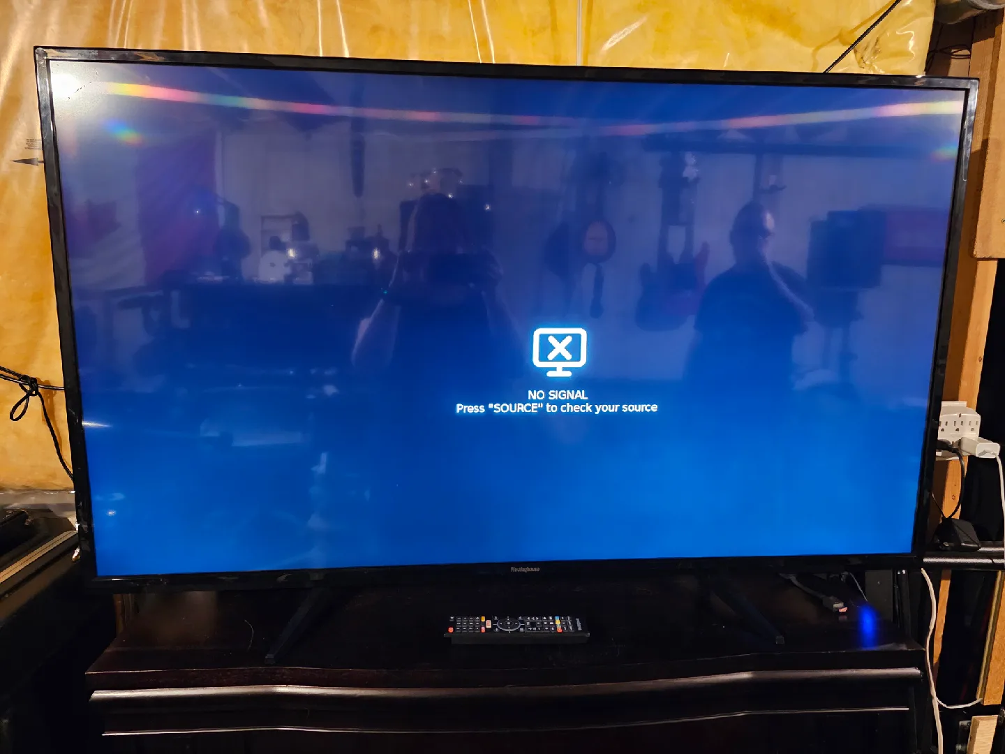Westinghouse 55" 4K UHD Smart TV - WD55UDR101 thumbnail