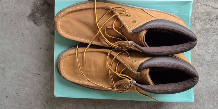 Timberland Moc-Toe Chukka Boots