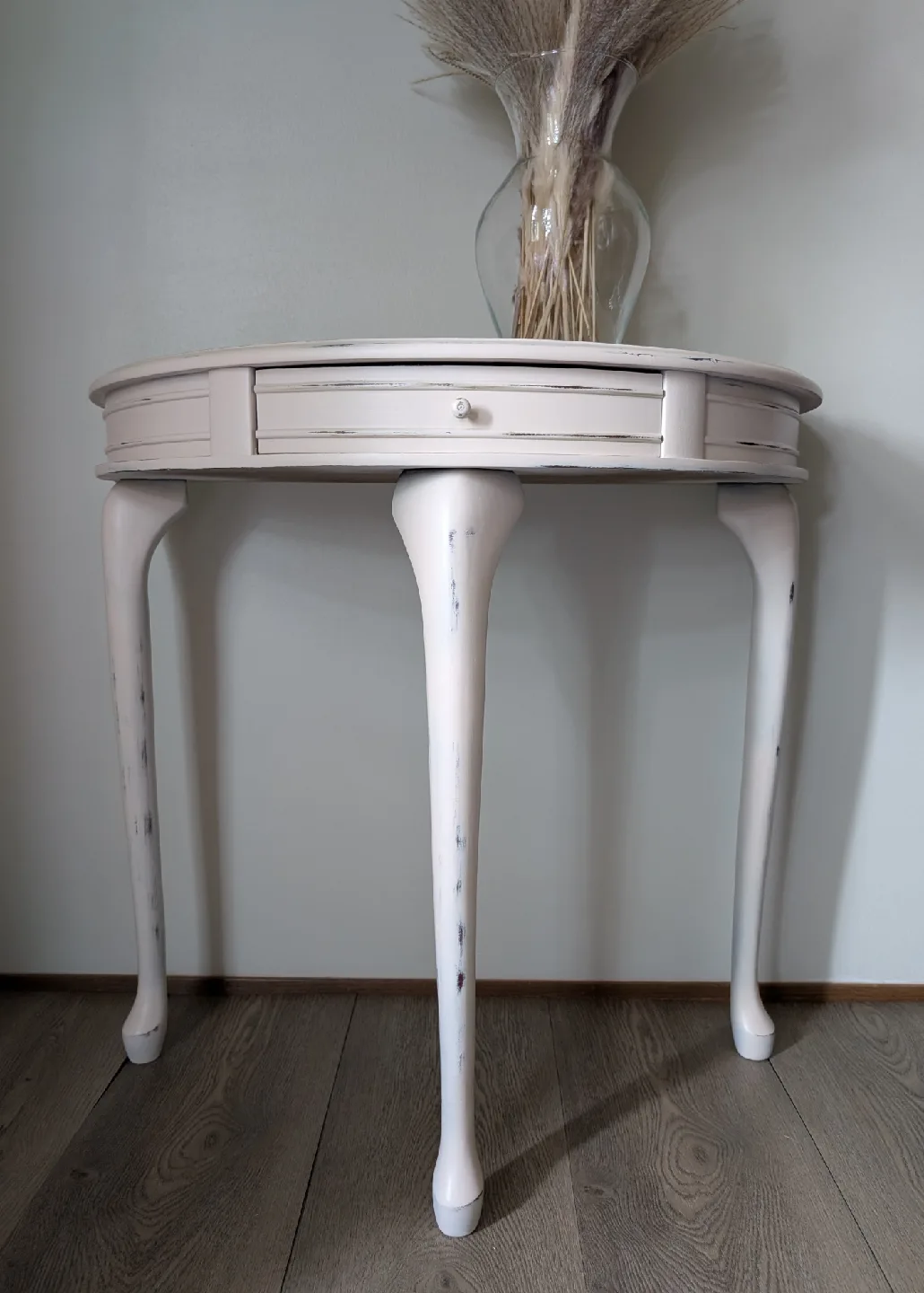 Vintage Cream Painted Accent Table thumbnail