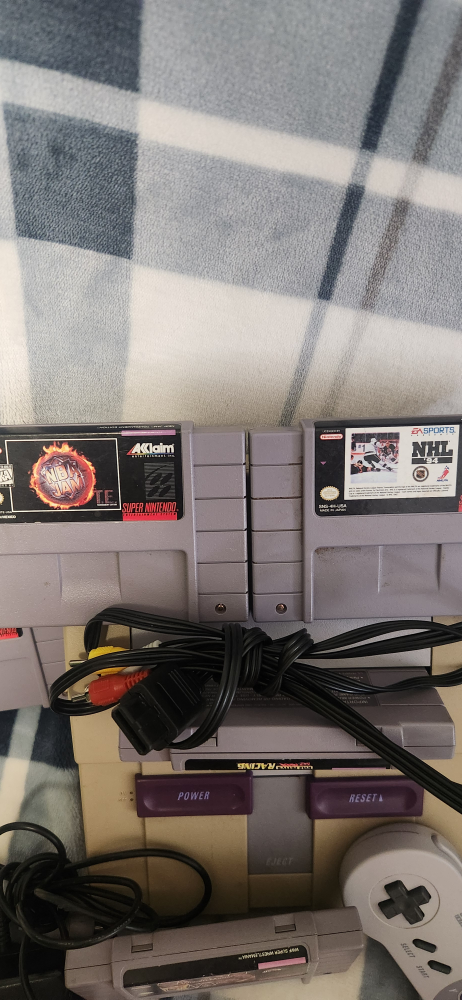 Super Nintendo SNES Game Bundle - photo 3