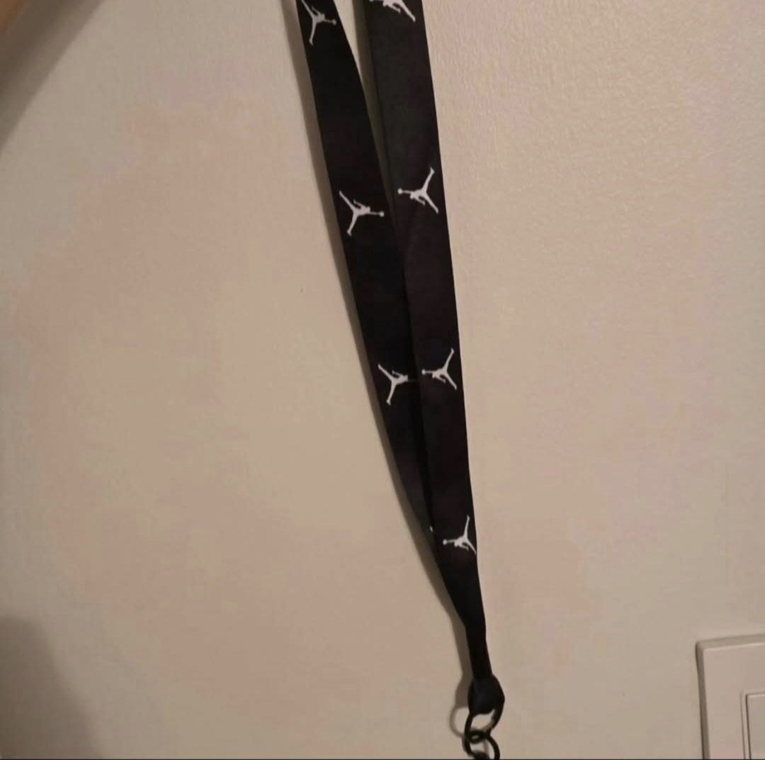 Air Jordan lanyard necklace name - photo 3