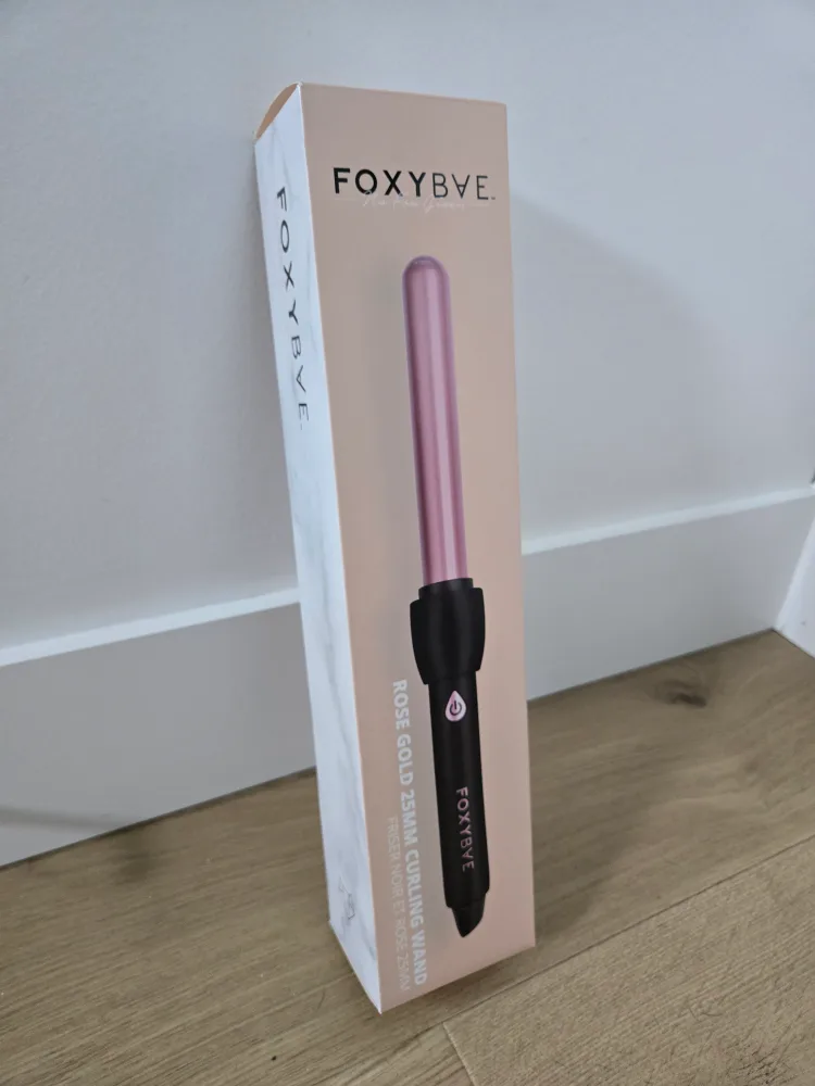New FOXYBae Rose Gold 25mm Curling Wand 🥕