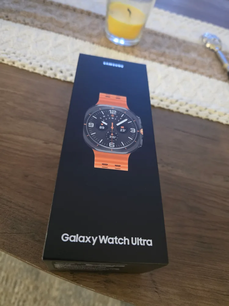 Samsung Galaxy Watch Ultra -  Box thumbnail