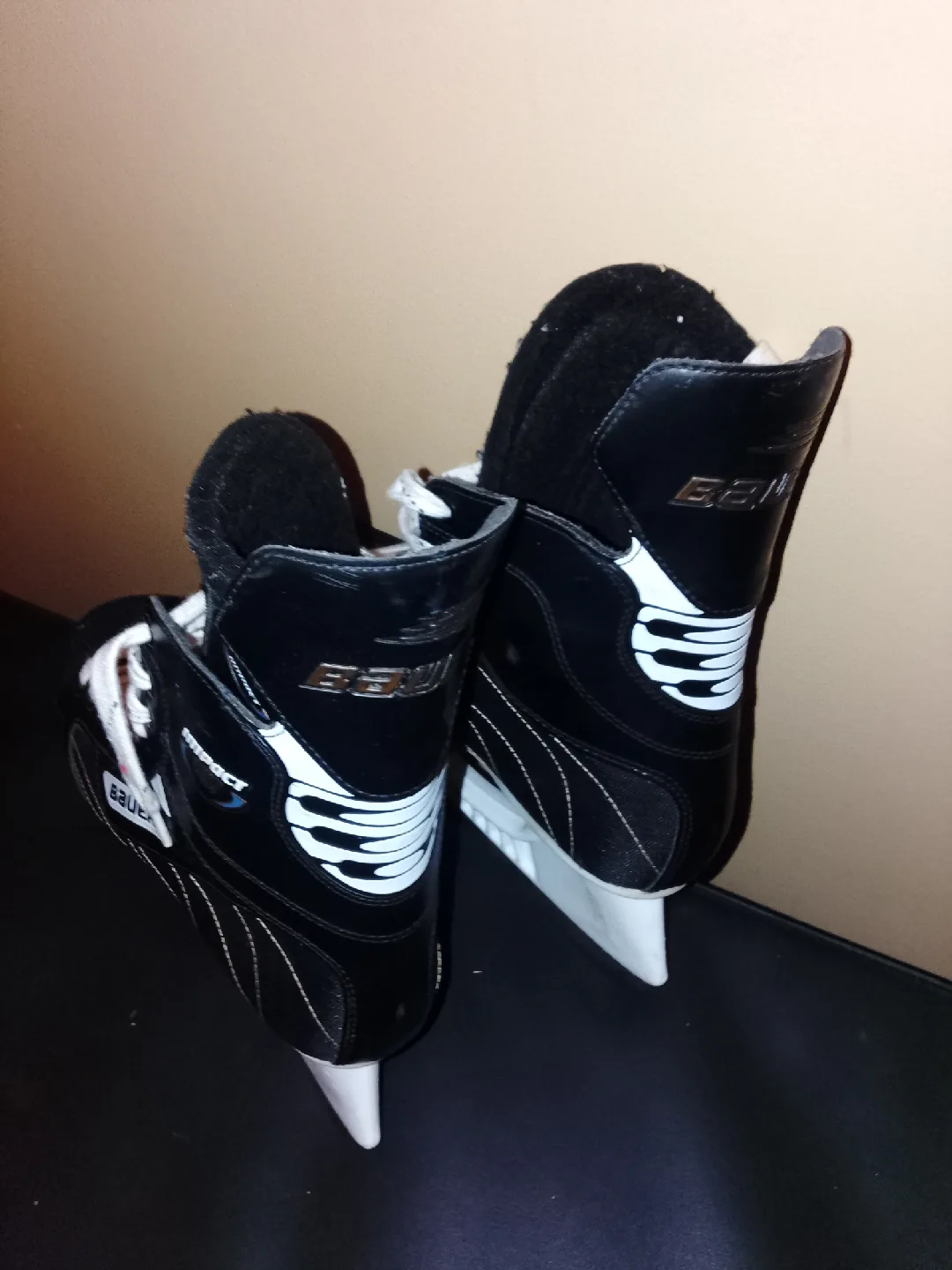 Bauer Impact 300 Ice Skates image indicator(3)