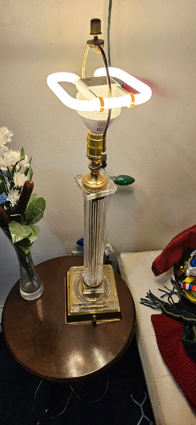 🥕Vintage Style Crystal Column Table Lamp thumbnail
