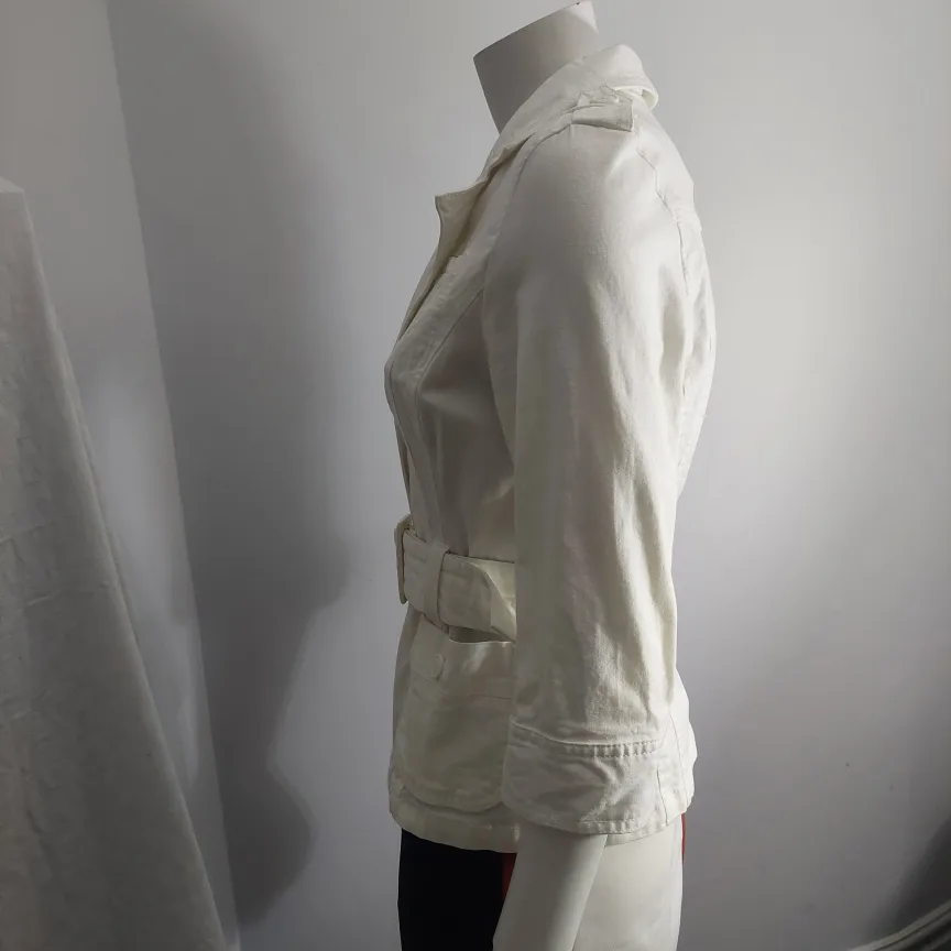 Casual Pure Comfort White Belted Jacket - M/M image indicator(8)