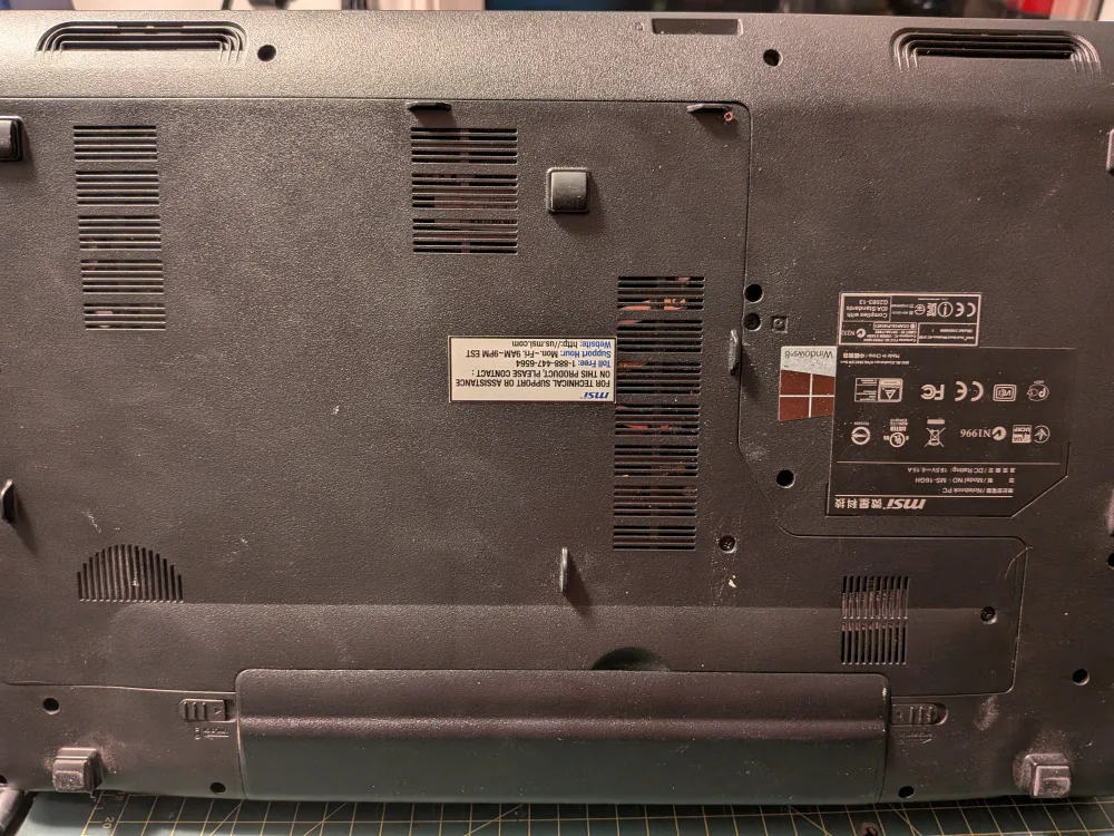 MSI Gaming Laptop with SSD, Windows 11 image indicator(4)