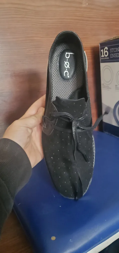 b.o.c Elsie black shoes new in box image indicator(2)