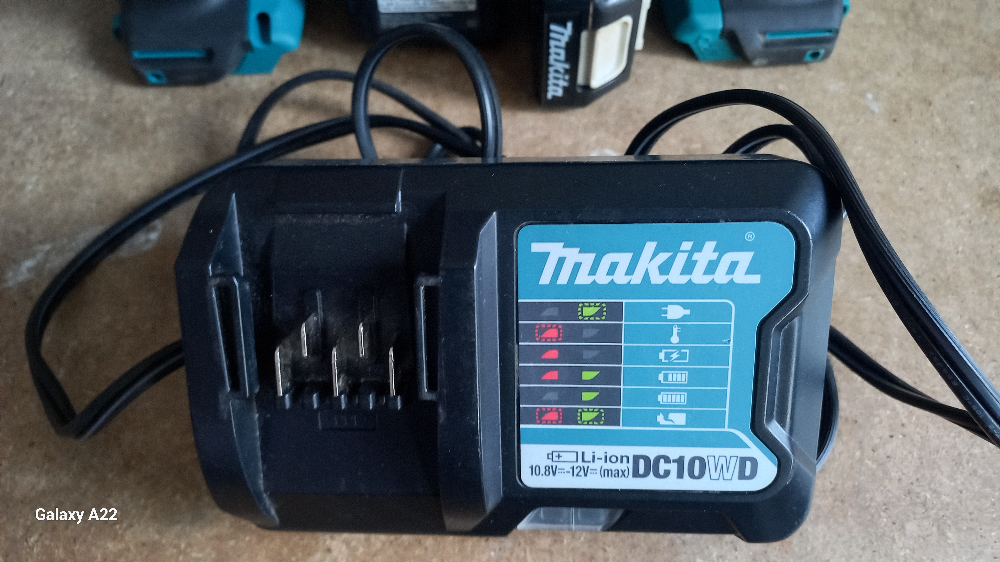 NEW Makita (Drill Driver + Impact Driver) - photo 4