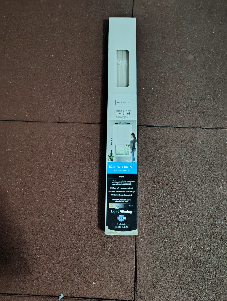 Mainstays 1-Inch Cordless Vinyl Blind - 32 x 64 in