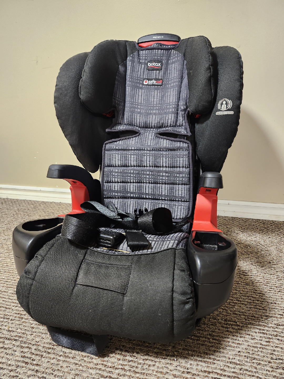 Britax Pioneer Car Seat - photo 2