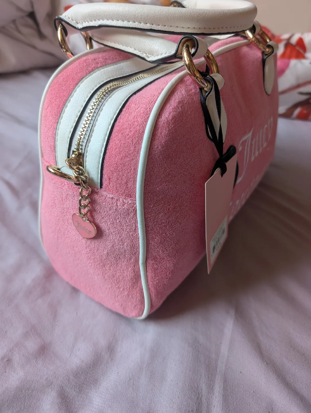 juicy couture strawberry bag image indicator(4)