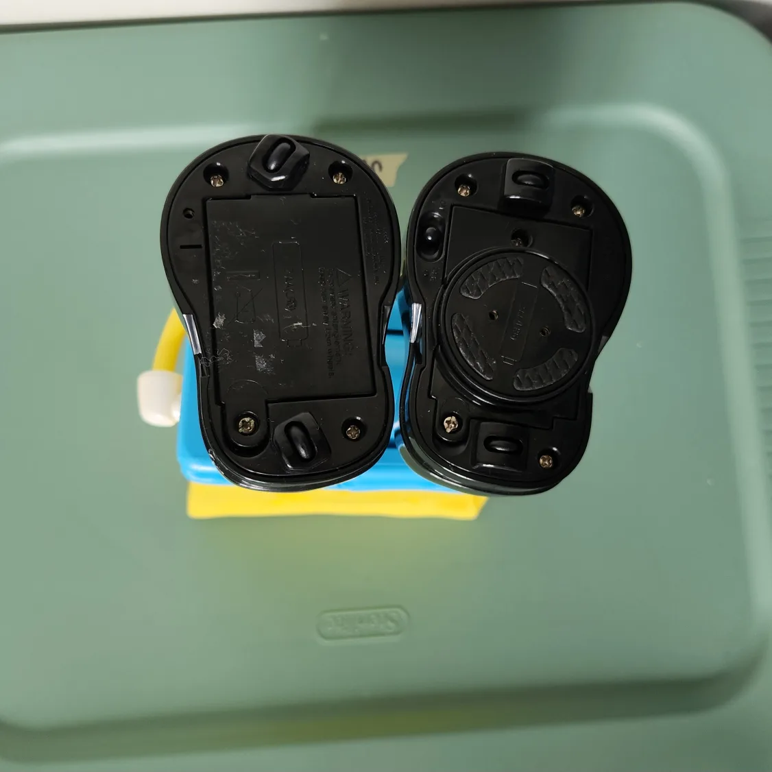 Spongebob ripped pants toy 🥕 image indicator(6)