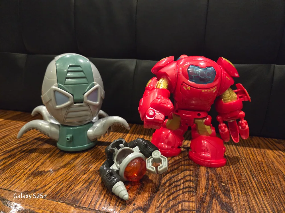 Marvel Iron Man Action Figures FREE head piece included thumbnail