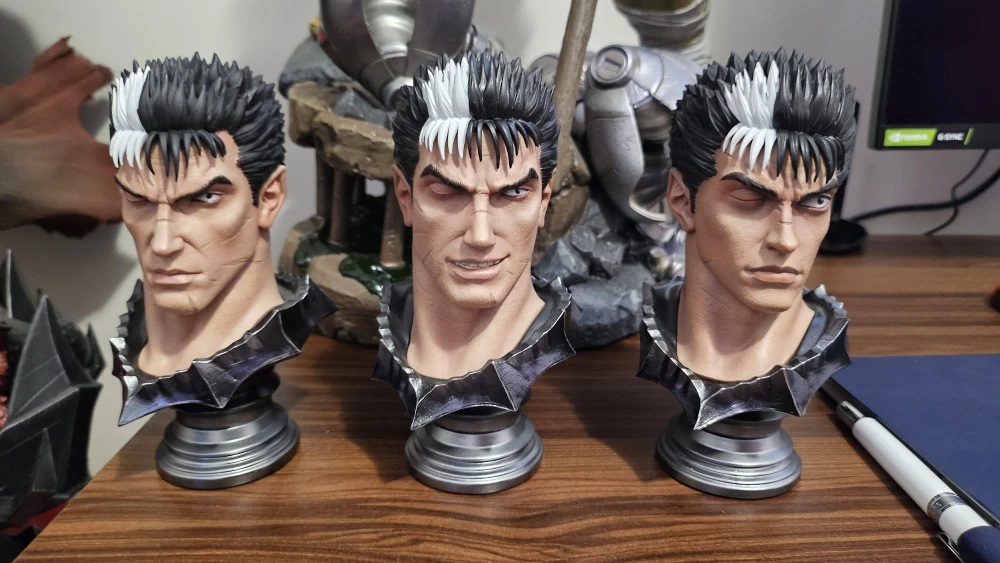 Berserk Guts Statue - photo 2