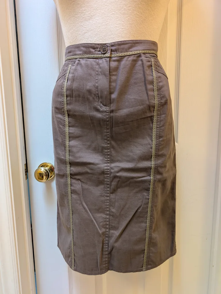 Olsen Europe Skirt - Size 6 thumbnail