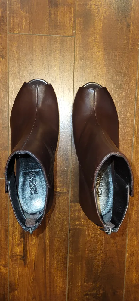 Kenneth Cole Reaction leather platform peep toe booties image indicator(3)