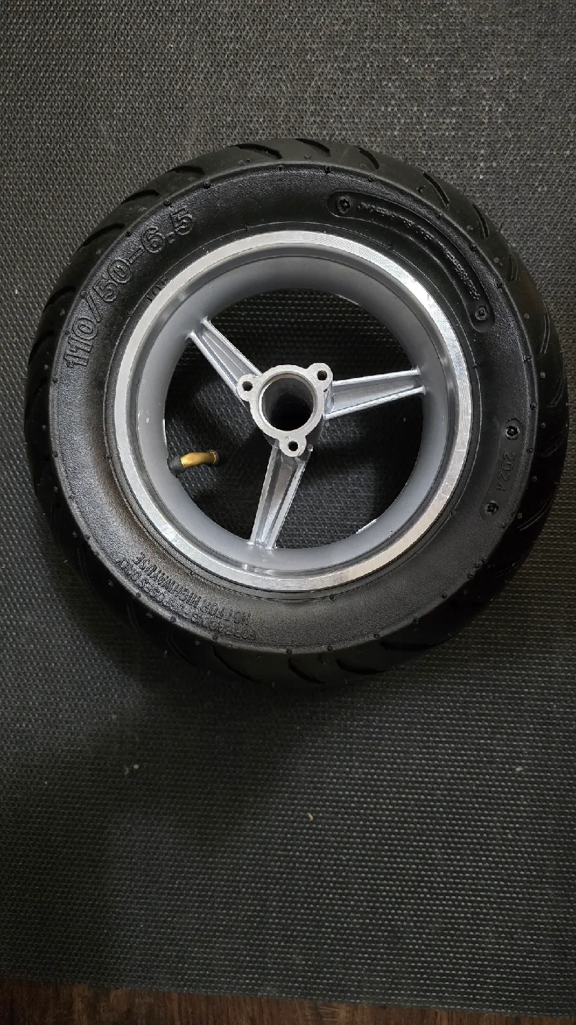 wheelbarrow 110/50-6.5 Tire with Rim image indicator(4)