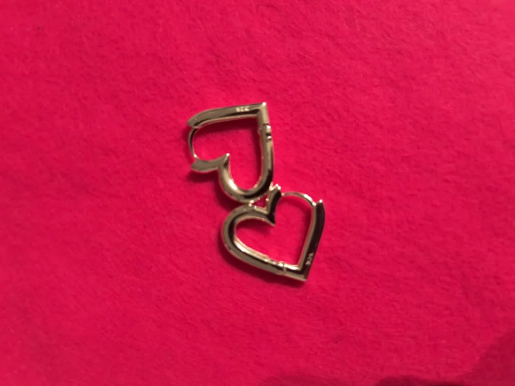 925 Heart Shaped Silver Earrings/Hoops image indicator(3)