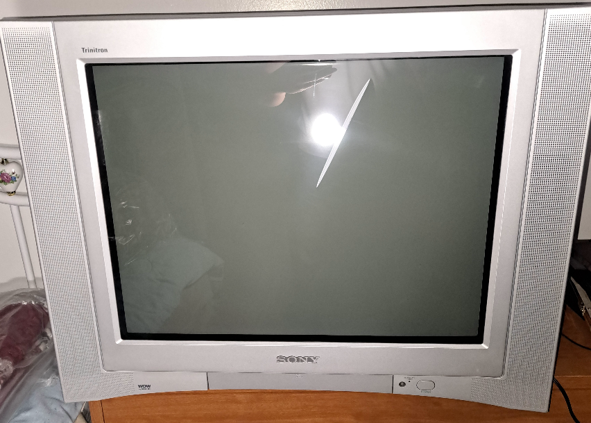 Sony 24 inch Trinitron CRT TV - photo 2