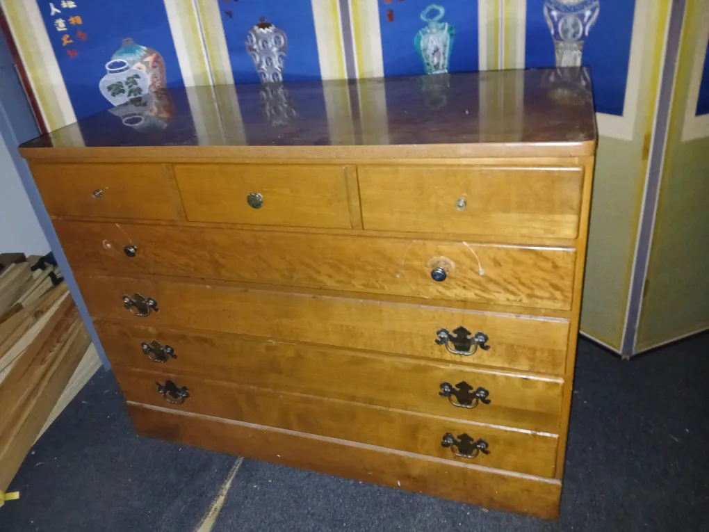dresser solid wood thumbnail
